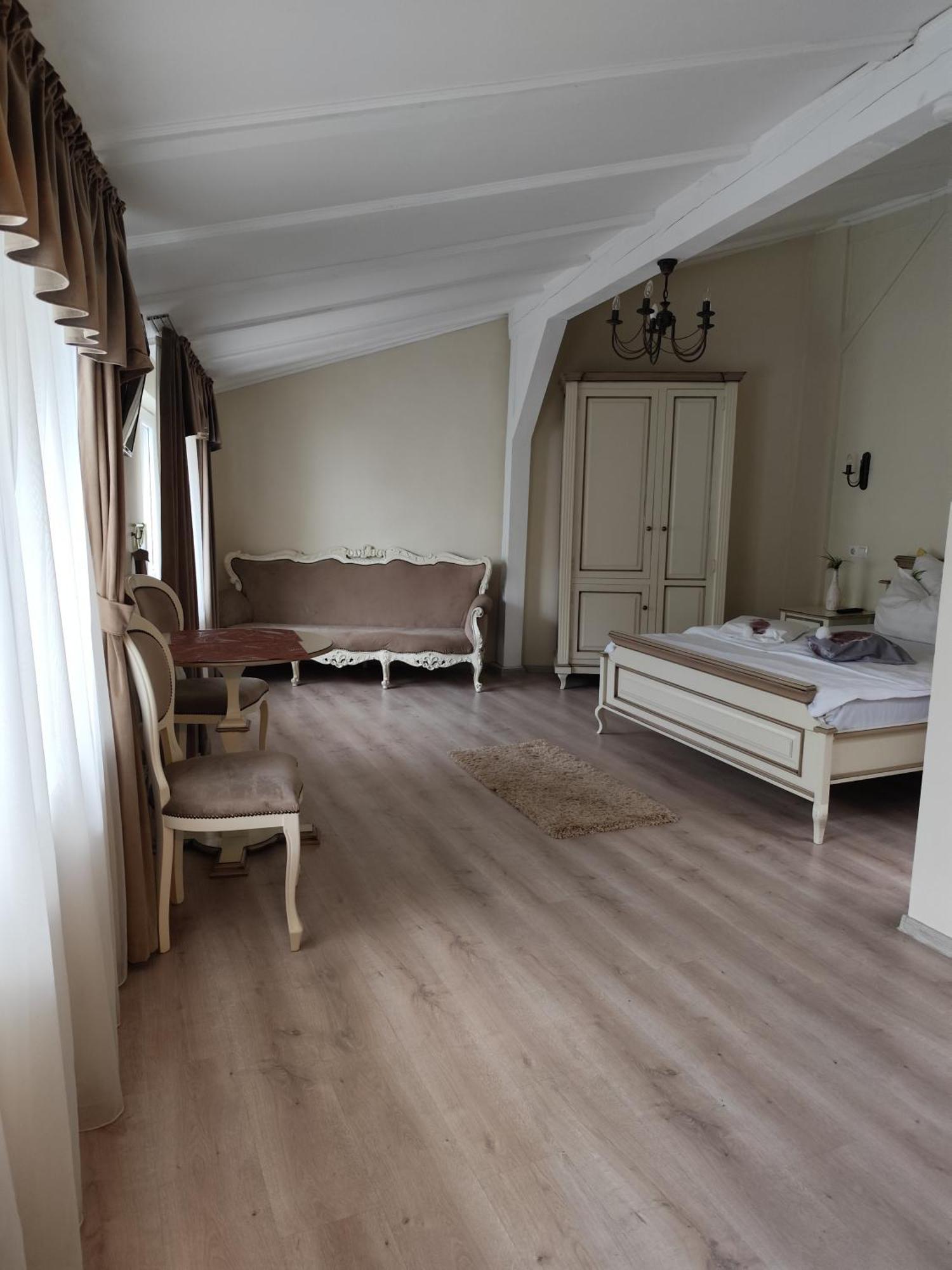 Oldtownvilla Studio Central Sibiu Ngoại thất bức ảnh
